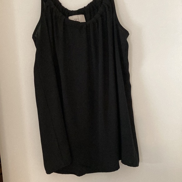 LOFT Sleeveless Racerback Black Dressy Top Size S in excellent condition - Picture 2 of 6